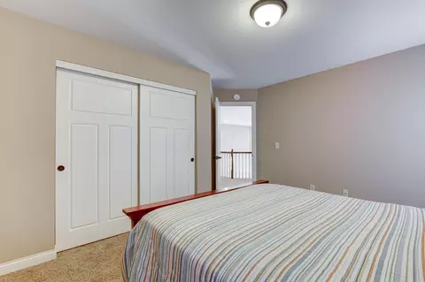 Bedroom - 266 Kitdare Dr, Delaware, OH 43015 photo 9 of 11