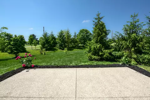 Exterior - 266 Kitdare Dr, Delaware, OH 43015 photo 6 of 7