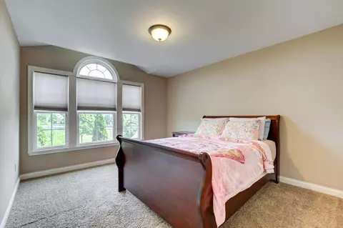 Bedroom - 266 Kitdare Dr, Delaware, OH 43015 photo 10 of 11