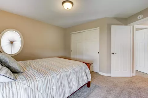 Bedroom - 266 Kitdare Dr, Delaware, OH 43015 photo 8 of 11