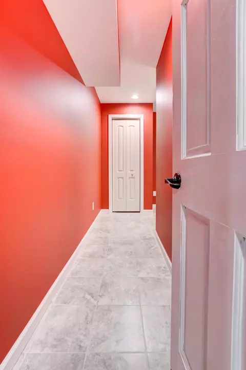 Entry Way - 266 Kitdare Dr, Delaware, OH 43015 photo 8 of 8