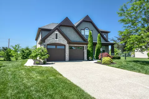 Exterior - 266 Kitdare Dr, Delaware, OH 43015 photo 2 of 7