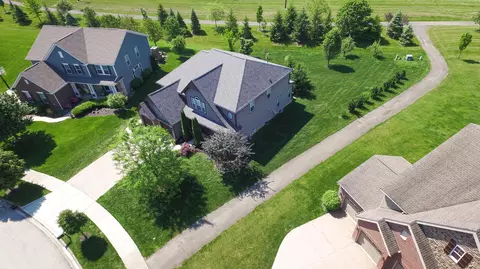 View/Area - 266 Kitdare Dr, Delaware, OH 43015 photo 2 of 8