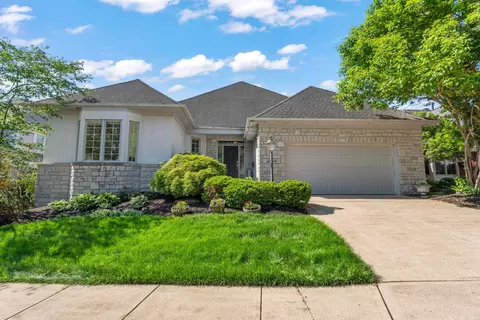 807 Crestway Dr, Columbus, OH 43235
