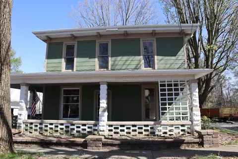 92 S Main St, Croton, OH 43013