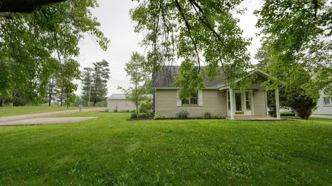 12970 Jay Layman Dr, New Concord, OH 43762