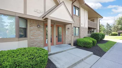 2175 Hedgerow Rd #2175B, Columbus, OH 43220