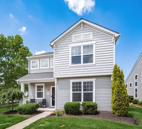 5637 Marshfield Dr, Westerville, OH 43081