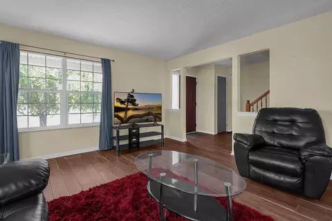 Living - 1854 Declaration Dr W, Lancaster, OH 43130 photo 2 of 4