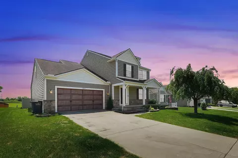1854 Declaration Dr W, Lancaster, OH 43130