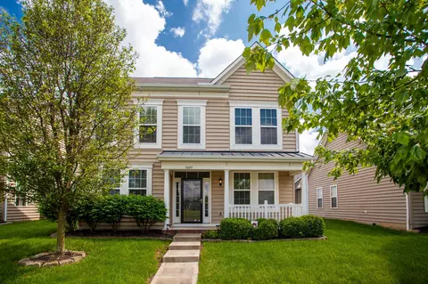 5495 Rainbow Falls St, Dublin, OH 43016