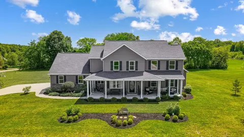131 Williamson Rd SW, Granville, OH 43023