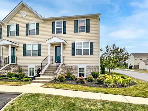 5914 Andrew John Dr #25, New Albany, OH 43054