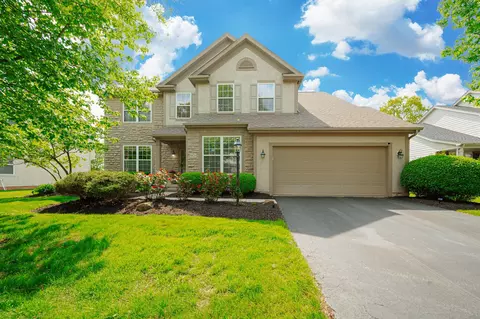 6824 Royal Plume Dr, Dublin, OH 43016