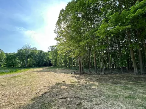 Exterior - 11295 Techniglas Rd, Newark, OH 43055 photo 6 of 13