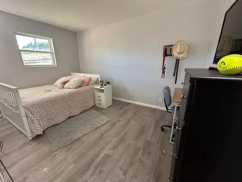 Bedroom - 11295 Techniglas Rd, Newark, OH 43055 photo 3 of 4