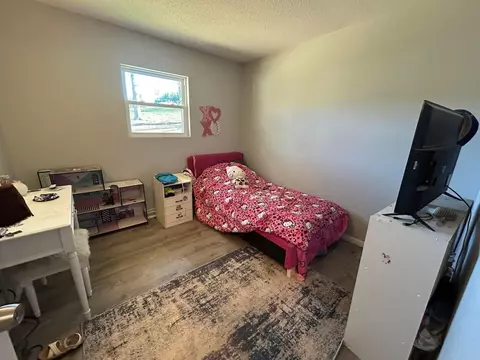 Bedroom - 11295 Techniglas Rd, Newark, OH 43055 photo 2 of 4