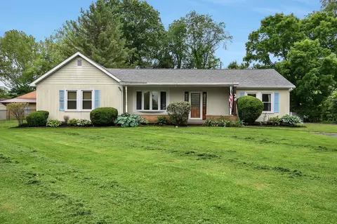 36 Cross St, The Plains, OH 45780