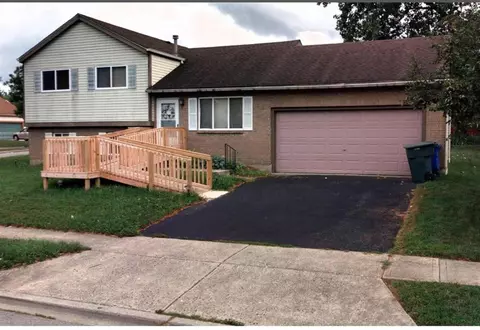 2383 Minerva Park Pl, Columbus, OH 43229