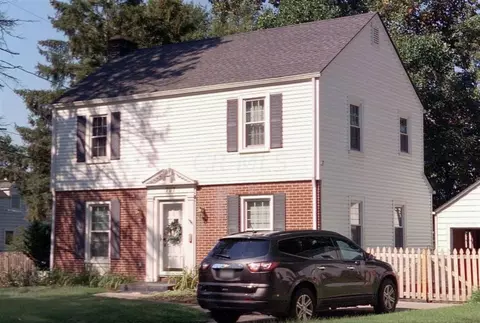 797 Griswold St, Worthington, OH 43085