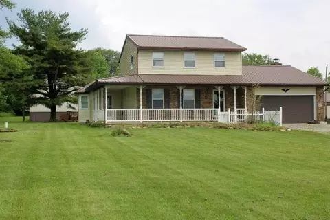 2332 Barnes Rd, Centerburg, OH 43011