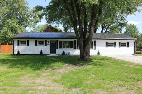 916 Fieldson Dr, Heath, OH 43056