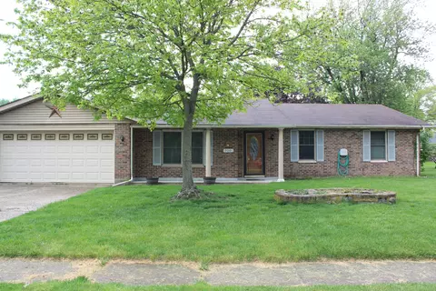 900 Branford Rd, Troy, OH 45373