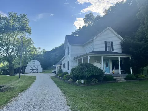 1195 Junior Rd, Franklin Furnace, OH 45629