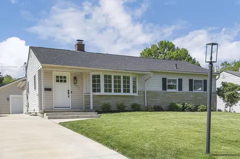2731 Nottingham Rd, Columbus, OH 43221