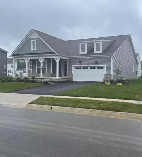 8875 Winthrop Ln, Plain City, OH 43064