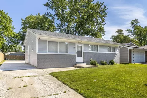 3362 Trail Lane Ct, Columbus, OH 43231