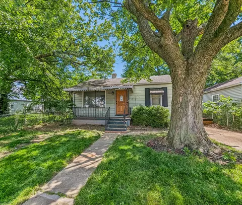 2800 Mcguffey Rd, Columbus, OH 43211