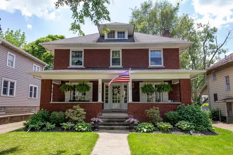 209 Blenheim Rd, Columbus, OH 43214