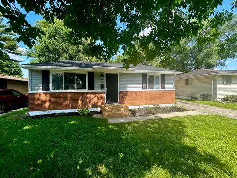 1858 Somerset Ct W, Columbus, OH 43227
