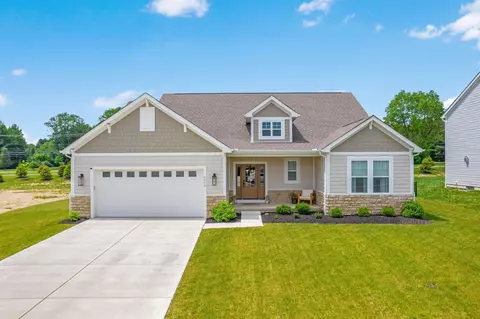 7076 Zander Way, Lewis Center, OH 43035
