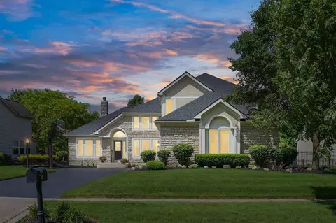 8532 Trail Lake Dr, Powell, OH 43065