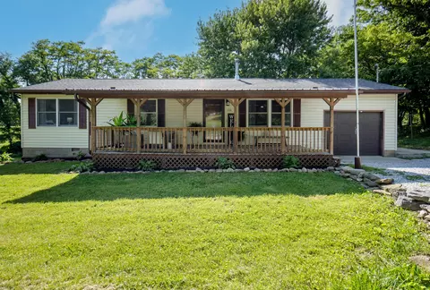 170 Florence Ave SW, Pataskala, OH 43062