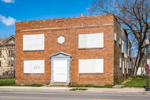1230 W Broad St, Columbus, OH 43222