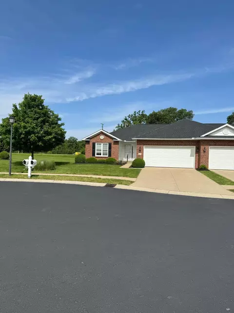 8429 Country View Ln, Plain City, OH 43064