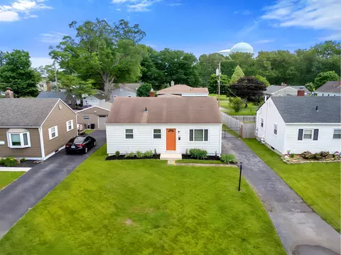 View/Area - 388 Derrer Rd, Columbus, OH 43204 photo 3 of 9