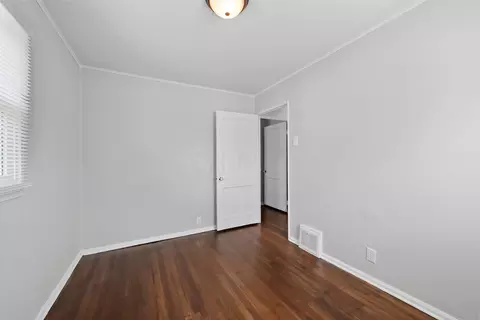 Bedroom - 388 Derrer Rd, Columbus, OH 43204 photo 3 of 5