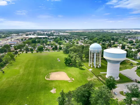 View/Area - 388 Derrer Rd, Columbus, OH 43204 photo 8 of 9