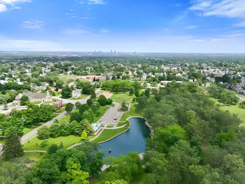 View/Area - 388 Derrer Rd, Columbus, OH 43204 photo 7 of 9
