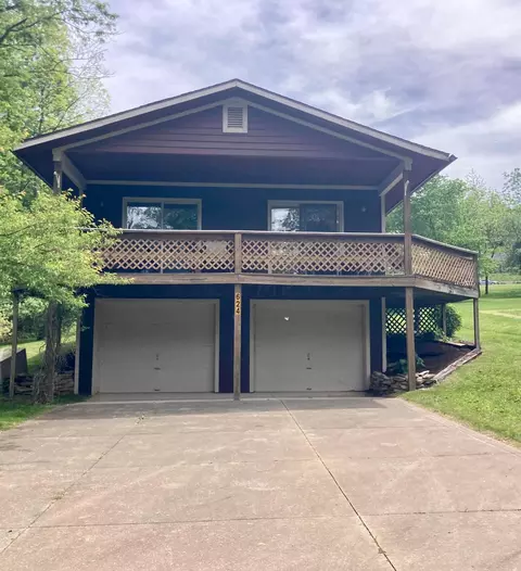 624 Highland Hills Dr, Howard, OH 43028