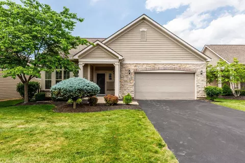 1160 Little Bear Pl, Lewis Center, OH 43035
