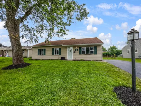 375 Canfield Dr, Columbus, OH 43230