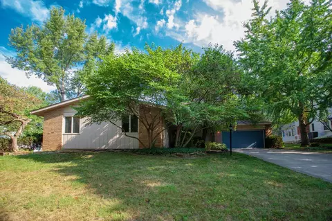 80 Colburn Ct, Worthington, OH 43085