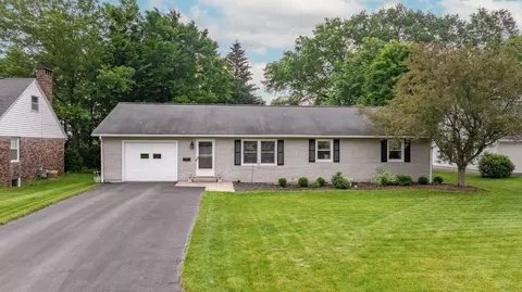 915 Mt Auburn Ave, Ashland, OH 44805