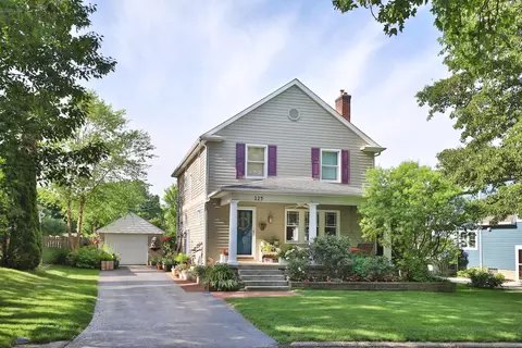129 E Schreyer Pl, Columbus, OH 43214