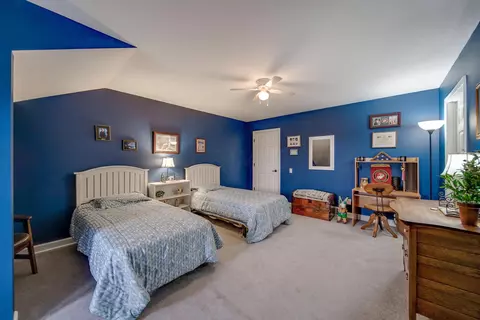 Bedroom - 1518 Eagle Pass Dr, Marion, OH 43302 photo 7 of 7